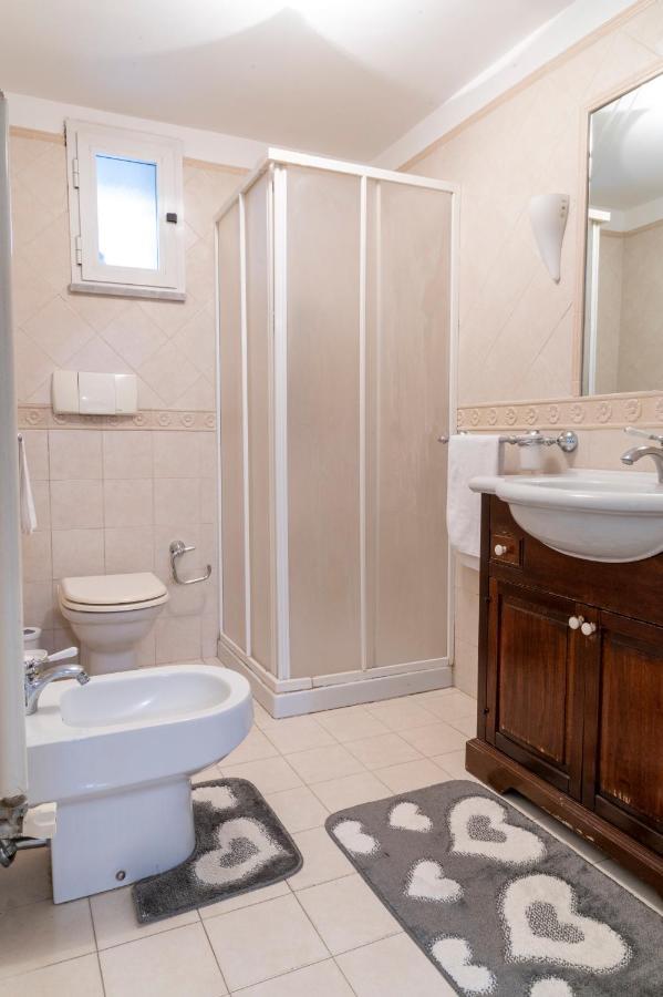 Deluxe Apartment With Garden In Vomero Napoli Exterior foto